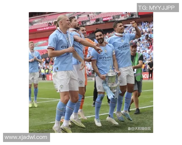 京多安领衔曼城新赛季征程球迷期待其再创辉煌表现 京多安领衔曼城新赛季征程球迷期待其再创辉煌表现