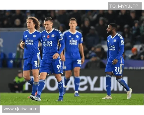 伊普斯维奇与西旺西的精彩对决揭示英冠联赛的激烈竞争与球队实力较量 伊普斯维奇与西旺西的精彩对决揭示英冠联赛的激烈竞争与球队实力较量