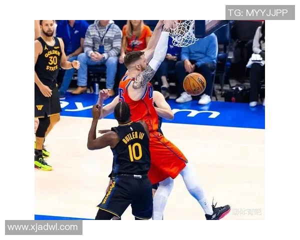 今天湖人对阵雷霆精彩直播全程回顾与赛后分析尽在这里 今天湖人对阵雷霆精彩直播全程回顾与赛后分析尽在这里