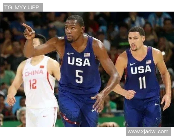 基马诺克与赫斯的激烈对决揭示了苏超联赛的竞争魅力与球队实力较量 基马诺克与赫斯的激烈对决揭示了苏超联赛的竞争魅力与球队实力较量