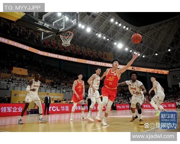 2014年CBA精彩对决北京队与佛山队巅峰对抗赛回顾与分析