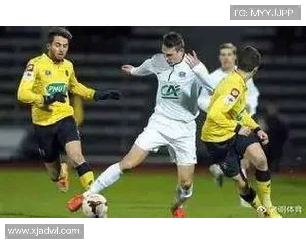 FC埃因霍温与坎布尔激战正酣精彩直播全程回顾与分析