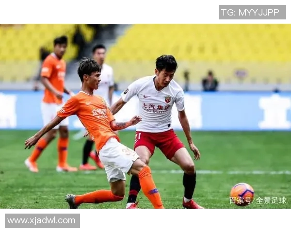 武汉卓尔与辽宁宏远激战正酣谁能在这场对决中笑到最后